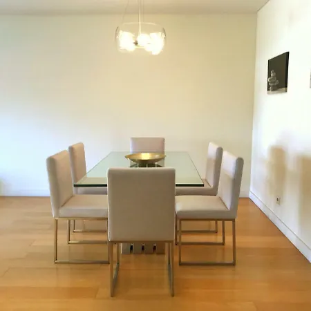 Bebytheriver Premium Apart. ליסבון